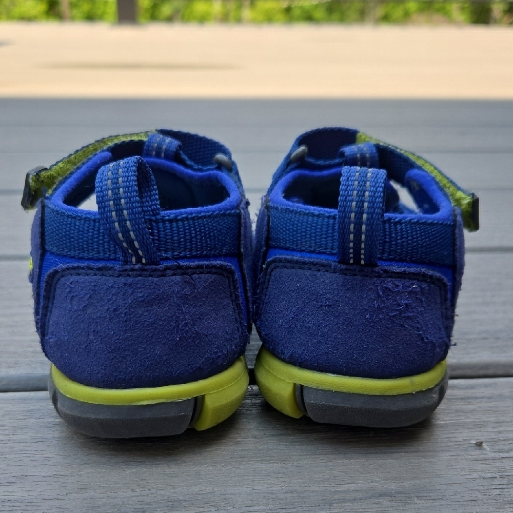 Keen Kids Navy and Lime Sandals - Picture 3 of 7
